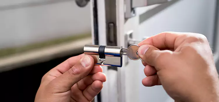 Emergency Locksmith for House Malden